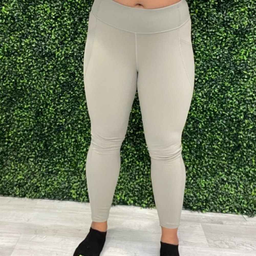 Fashion Nova Leggings